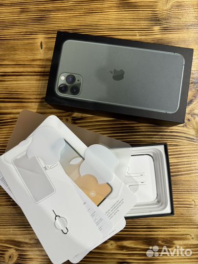 iPhone 11 Pro Max, 64 ГБ