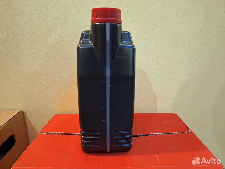 Моторное масло motul 5W30 8100 4л