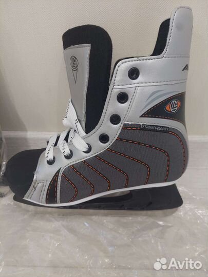 Коньки хоккейные Alex Larsen новые