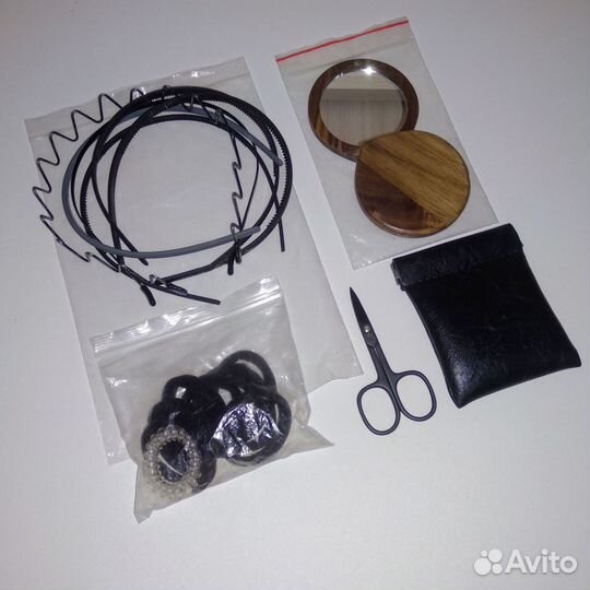 Ободки, косички, маникюрные ножницы, зеркальце