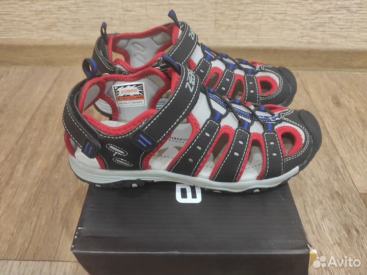 Сандалии Зебра