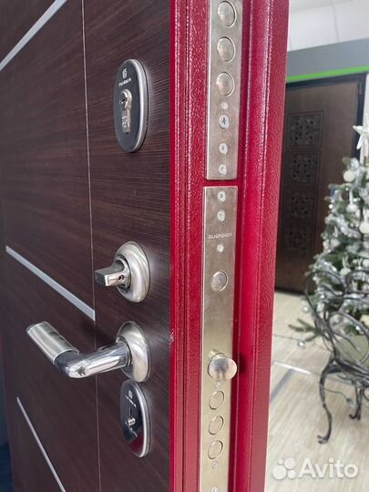 Дверь входная с повышенной шумоизоляцией