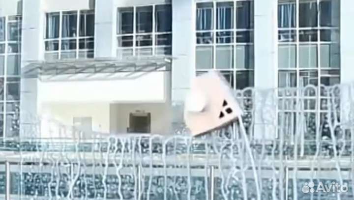 Магнитная щетка для мытья окон