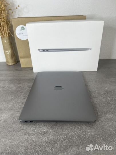 Macbook air 13 m1 8gb 256gb