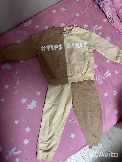 Спортивный костюм