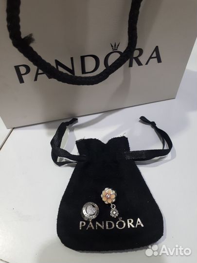 Pandora шарм.Оригинал