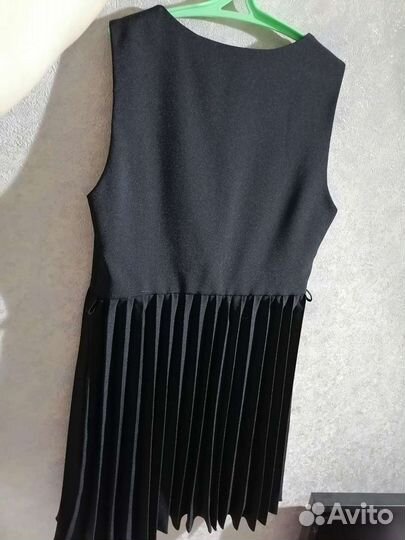 Сарафан школьный новый, фирма, юные фантазеры