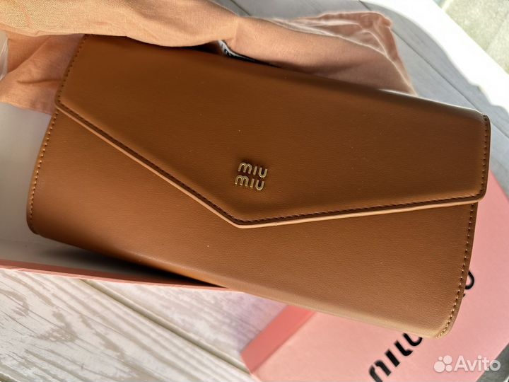 Сумка клатч Miu Miu chain straip 3 цвета