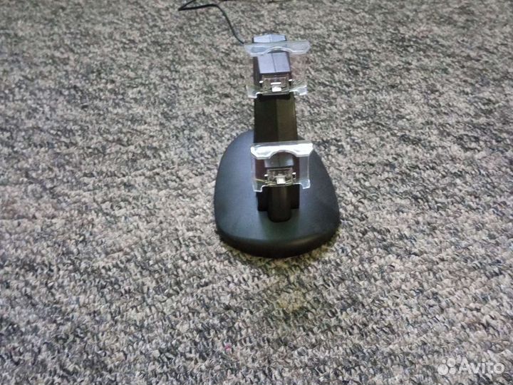Зарядное устройство для 2 джостиков сразу