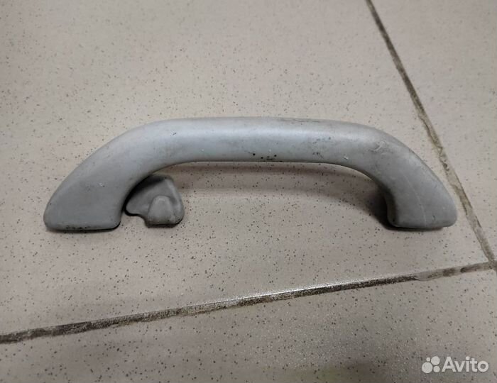 Ручка потолочная задняя правая VW Passat B5