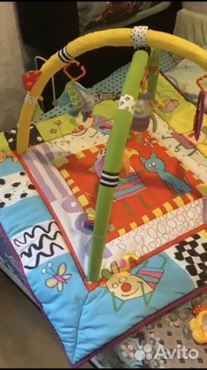 Развивающий коврик