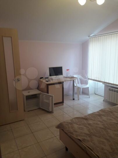 Комната 25 м², 1/4 эт.