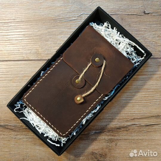 Чехол для телефона кожаный. Ручная работа