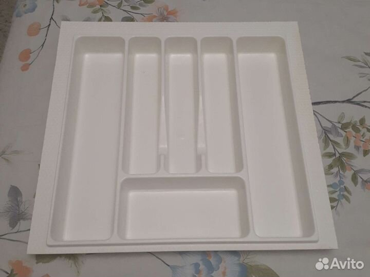 Лоток для столовых приборов