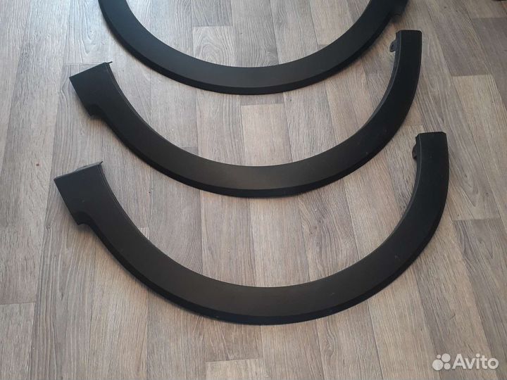 Расширитель крыла Renault Kaptur передний