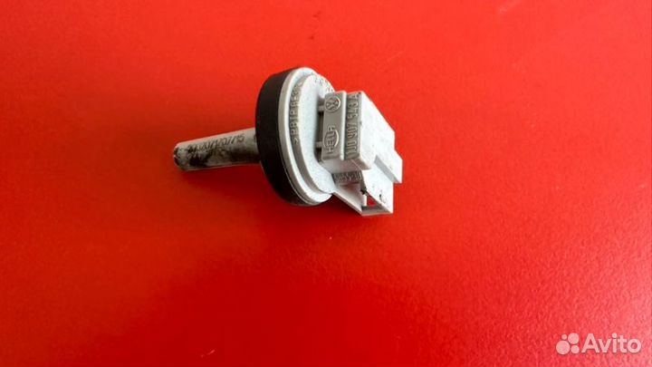 Датчик температуры Audi A6 C6 AUK 3.2 2008