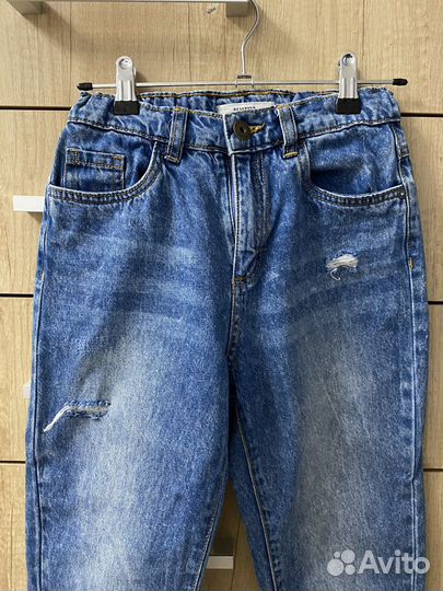 Джинсы reserved