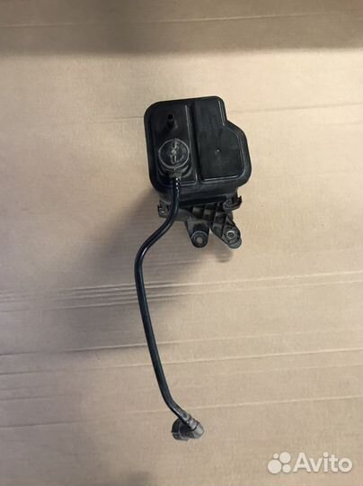 Абсорбер топливный Skoda Octavia A5