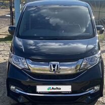 Honda Stepwgn 1.5 CVT, 2016, 115 000 км, с пробегом, цена 2 250 000 руб.