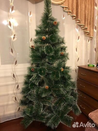 Елка искусственная