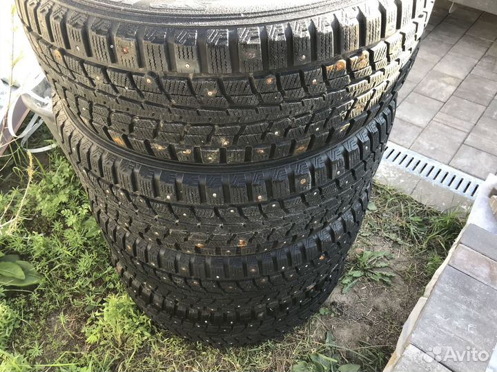Dunlop SP Winter Ice 01 225/65 R17