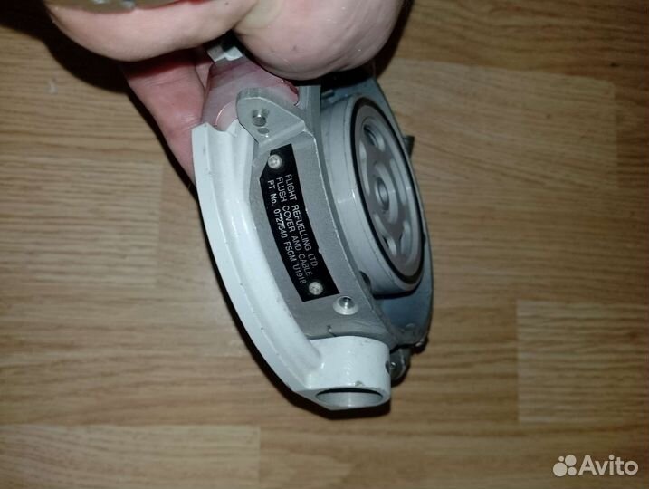 Лючок топливного бака (ручка откидная)