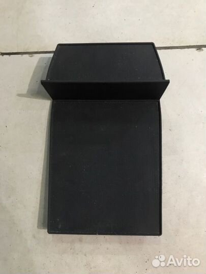 Обшивка салона Volvo V70