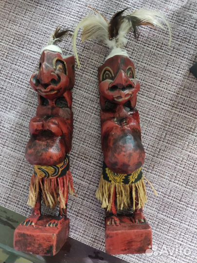 Фигурки из африканского дерева