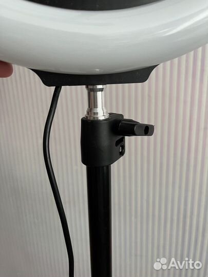 Лампа кольцевая со штативом