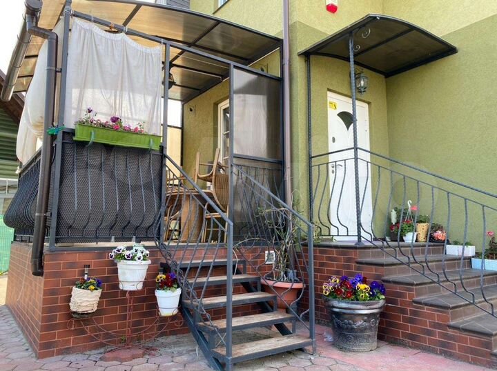 Дом 102 м² на участке 5 сот.