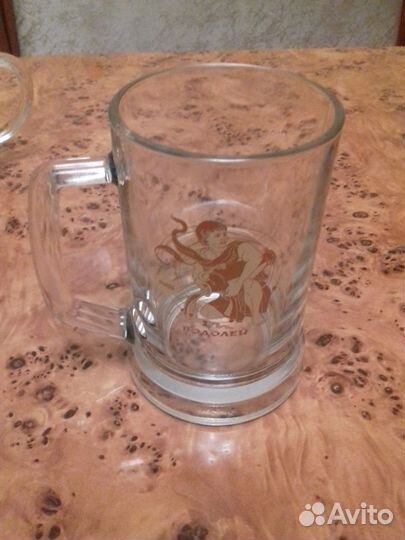 Праздничные большие кружки для пива