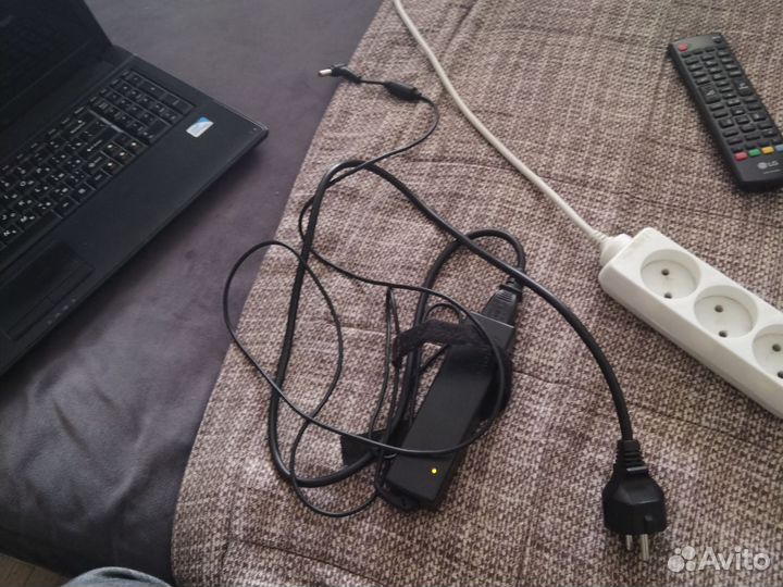 Ноутбук lenovo g560