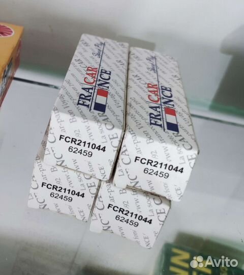 Свечи зажигания на Renault LADA