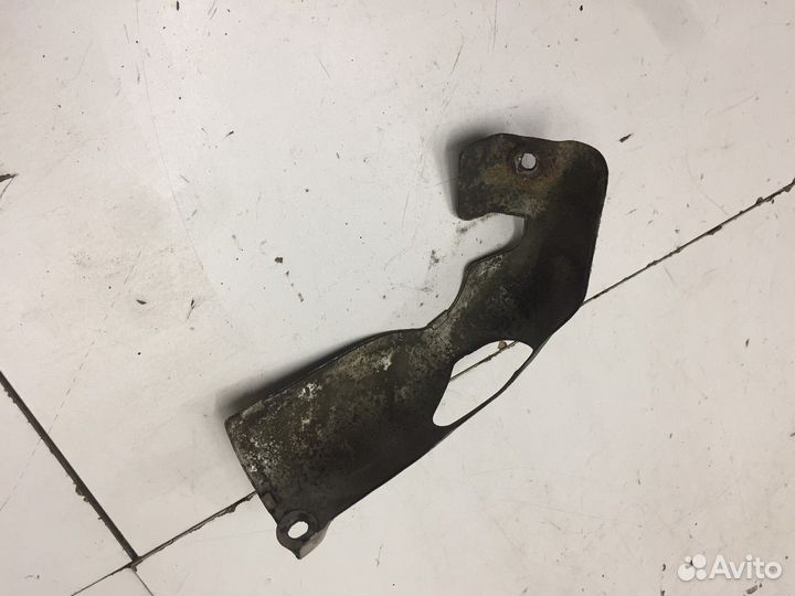 Экран тепловой правый (Kia Mohave)