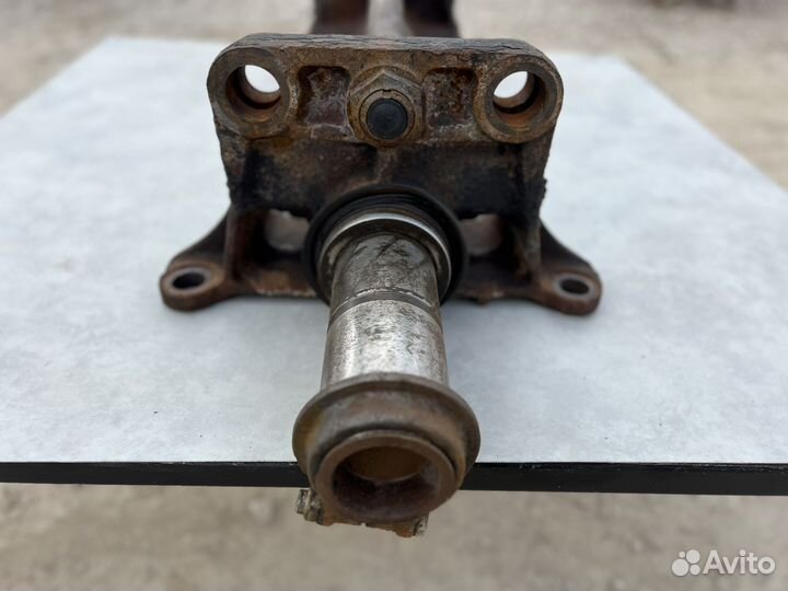 Ось балансиров Камаз 4310