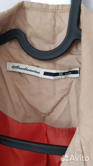 Плащ Stradivarius