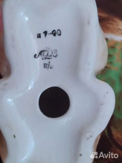 Фарфоровые статуэтки собака лфз