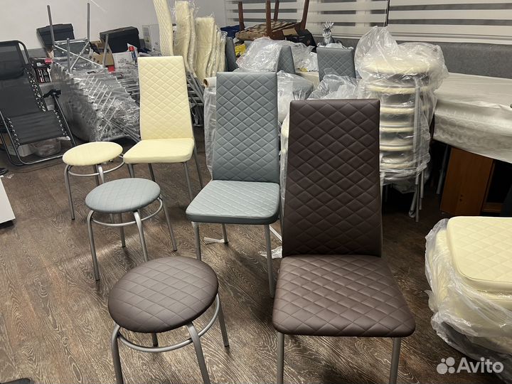 Табуретки,стулья
