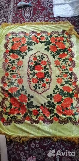 Плюшевая скатерть