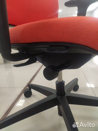 Компьютерное кресло, кресло офисное, кресло