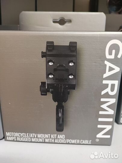 Garmin Montana 700 с креплением на снегоход