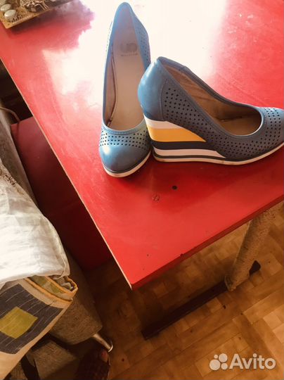 Обувь женская 36 размер