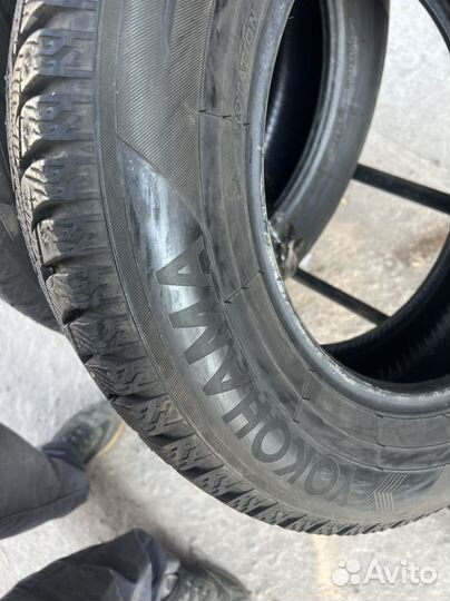 Yokohama Ice Guard IG65 215/65 R16
