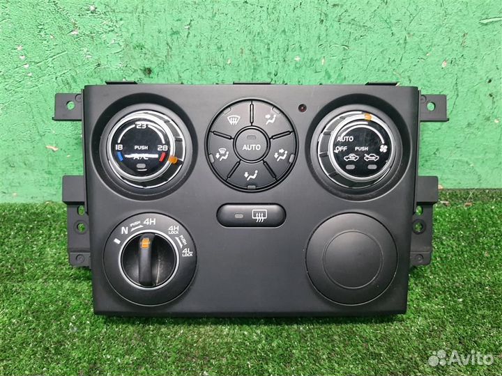 Панель управления отопителя Suzuki Grand Vitara 2