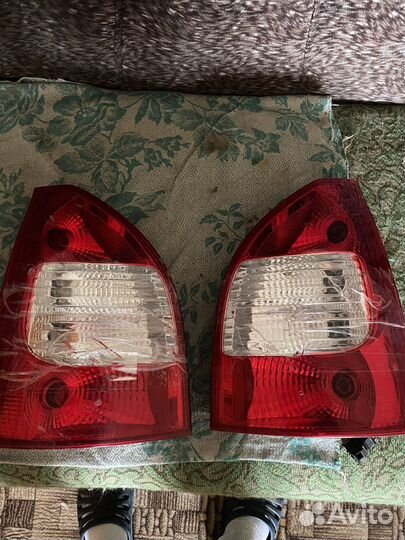 Задние фары