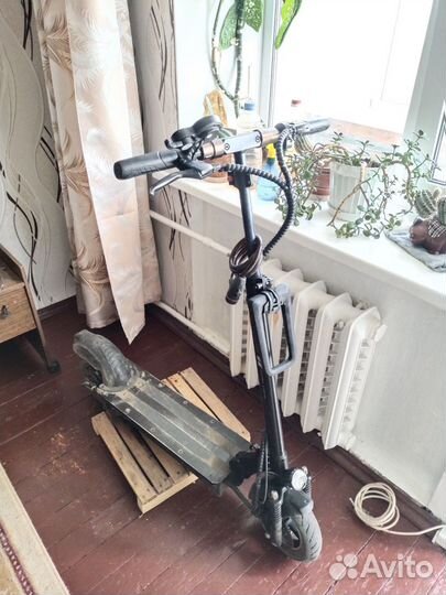 Самокат электрический, реплика kugoo m4