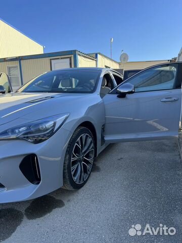 Kia Stinger 2.0 AT, 2018, 90 000 км