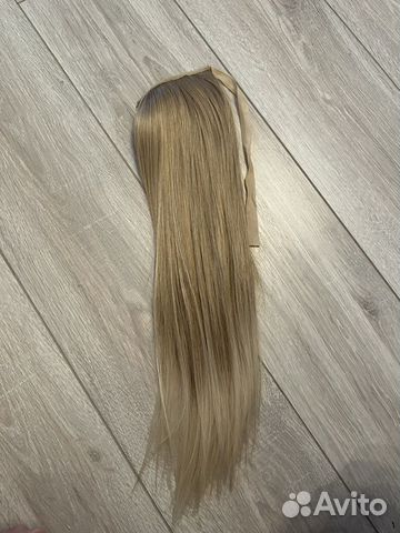 Волосы на заколках