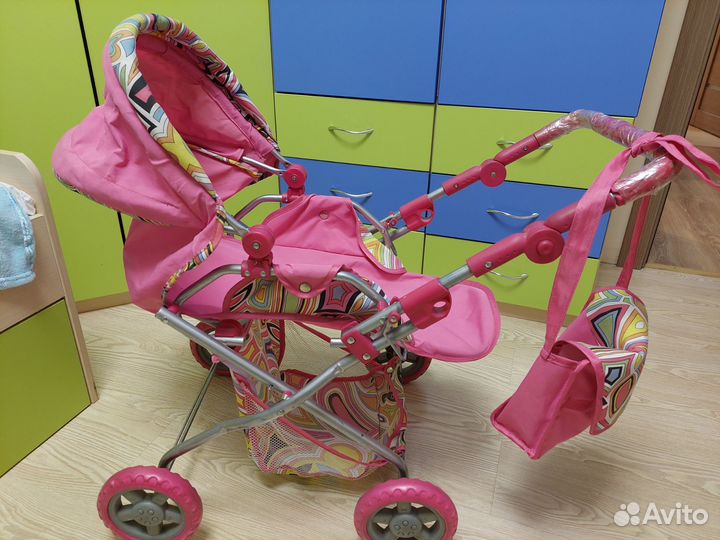 Коляска кукольная