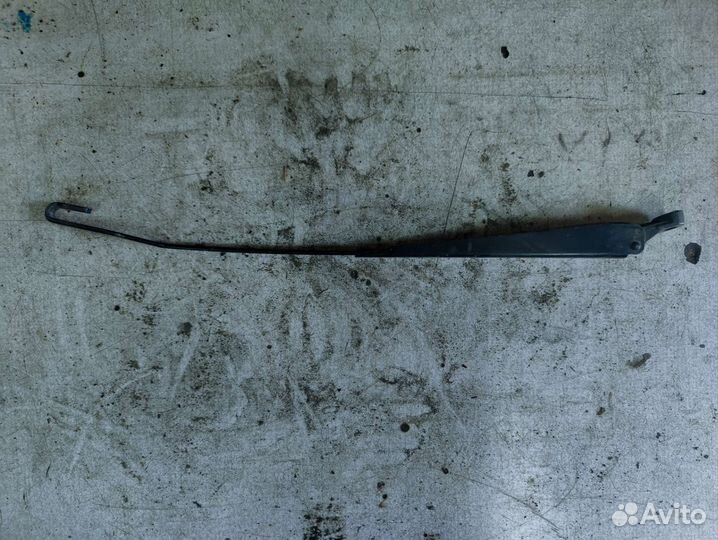 Поводок стеклоочистителя правый ford mondeo 2